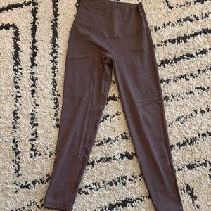 Brown High-Waisted Leggings
